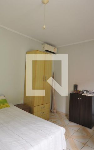 Casa à venda com 312m², 3 quartos e 2 vagasQuarto 3