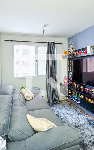 Apartamento à venda com 41m², 2 quartos e sem vaga Apartamento à venda com 41m², 2 quartos e sem vagaSala