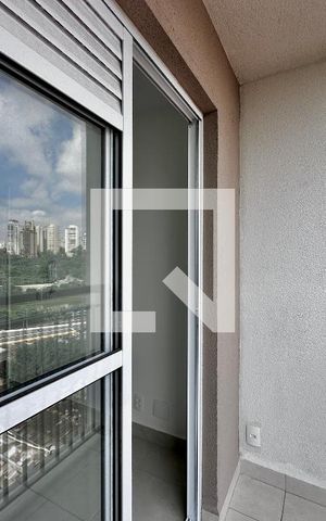 Apartamento para alugar com 29m², 1 quarto e 1 vaga Apartamento para alugar com 29m², 1 quarto e 1 vagaSacada