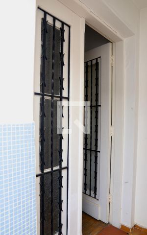 Casa à venda com 320m², 3 quartos e 4 vagas Casa à venda com 320m², 3 quartos e 4 vagasEdícula