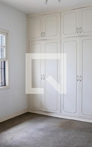 Casa à venda com 320m², 3 quartos e 4 vagas Casa à venda com 320m², 3 quartos e 4 vagasQuarto 1