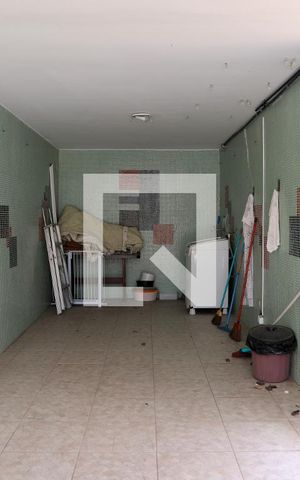 Casa à venda com 320m², 3 quartos e 4 vagas Casa à venda com 320m², 3 quartos e 4 vagasÁrea de Serviço