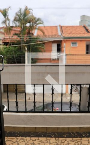 Casa à venda com 320m², 3 quartos e 4 vagas Casa à venda com 320m², 3 quartos e 4 vagasQuarto 2
