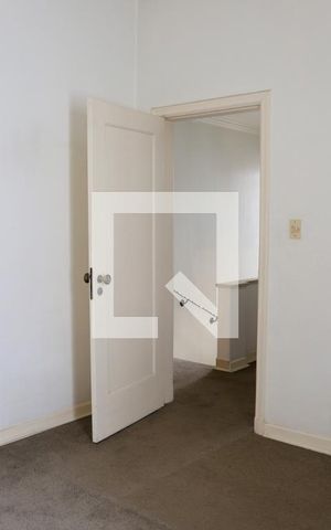 Casa à venda com 320m², 3 quartos e 4 vagas Casa à venda com 320m², 3 quartos e 4 vagasQuarto 1