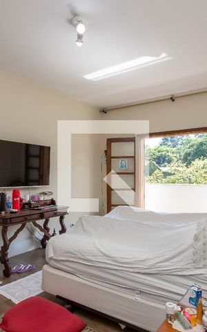 Casa para alugar com 400m², 3 quartos e 5 vagas Casa para alugar com 400m², 3 quartos e 5 vagasSuíte