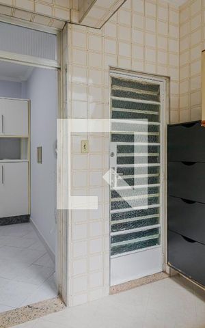 Apartamento para alugar com 104m², 3 quartos e 1 vagaÁrea de Serviço
