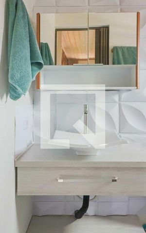 Studio para alugar com 25m², 1 quarto e sem vaga Studio para alugar com 25m², 1 quarto e sem vagaBanheiro