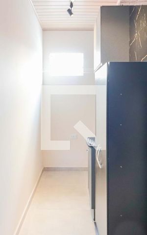 Studio para alugar com 25m², 1 quarto e sem vaga Studio para alugar com 25m², 1 quarto e sem vagaÁrea de Serviço