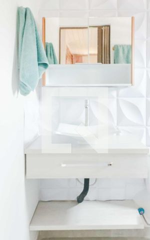 Studio para alugar com 25m², 1 quarto e sem vaga Studio para alugar com 25m², 1 quarto e sem vagaBanheiro