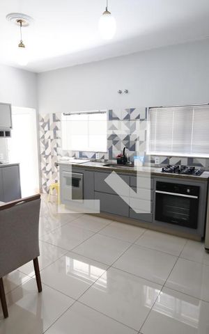 Casa à venda com 300m², 4 quartos e 3 vagasCozinha