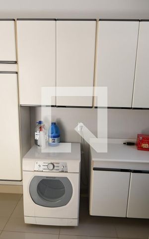Casa à venda com 300m², 4 quartos e 3 vagasÁrea de Serviço