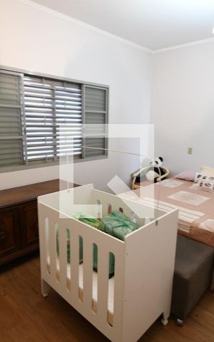 Casa à venda com 300m², 4 quartos e 3 vagasQuarto 1