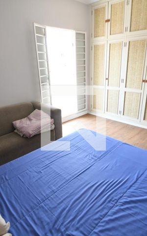 Casa à venda com 300m², 4 quartos e 3 vagasQuarto 3 - Suíte