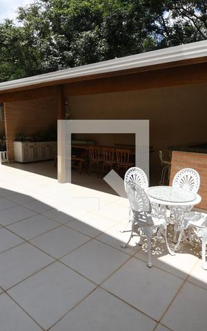 Casa à venda com 300m², 4 quartos e 3 vagasQuintal