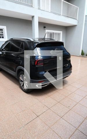 Casa à venda com 300m², 4 quartos e 3 vagasGaragem