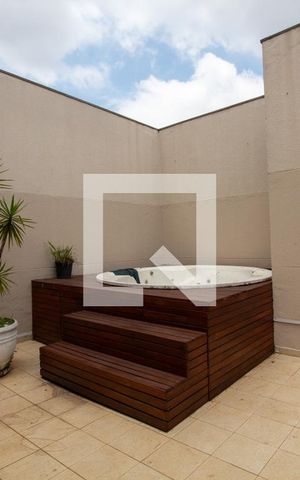 Apartamento à venda com 132m², 3 quartos e 2 vagas Apartamento à venda com 132m², 3 quartos e 2 vagasSala