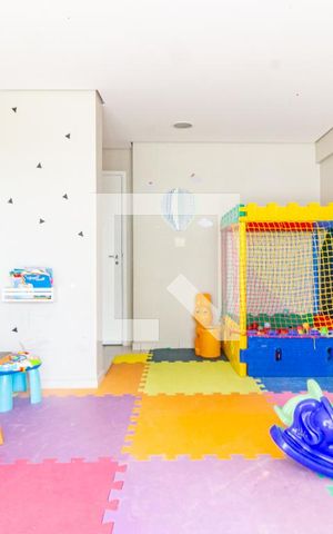 Apartamento à venda com 110m², 3 quartos e 3 vagas Apartamento à venda com 110m², 3 quartos e 3 vagasÁrea comum - Brinquedoteca
