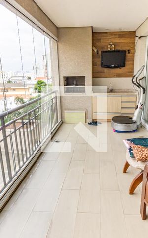 Apartamento à venda com 110m², 3 quartos e 3 vagas Apartamento à venda com 110m², 3 quartos e 3 vagasVaranda