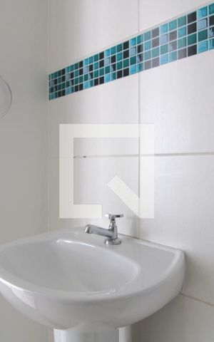 Apartamento para alugar com 33m², 2 quartos e sem vagaBanheiro / pia