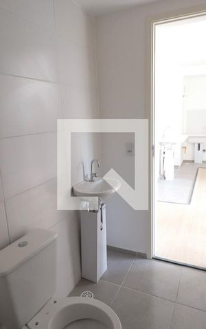 Apartamento à venda com 33m², 2 quartos e sem vagaBanheiro