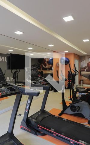 Apartamento à venda com 33m², 2 quartos e sem vagaÁrea comum