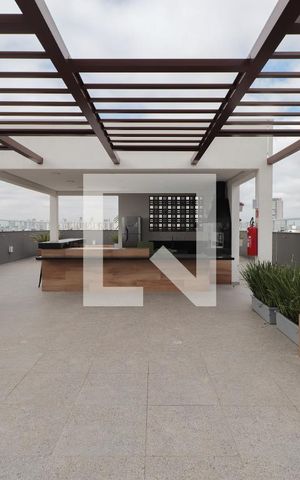 Apartamento à venda com 33m², 2 quartos e sem vagaÁrea comum