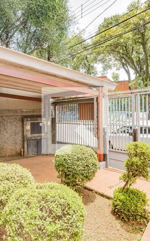 Casa à venda com 157m², 3 quartos e 3 vagas Casa à venda com 157m², 3 quartos e 3 vagasJardim