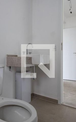 Apartamento à venda com 70m², 2 quartos e 1 vaga Apartamento à venda com 70m², 2 quartos e 1 vagaSuíte 1 - Banheiro