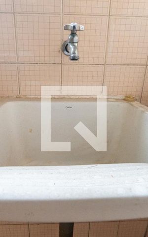 Apartamento para alugar com 72m², 2 quartos e 1 vaga Apartamento para alugar com 72m², 2 quartos e 1 vagaLavanderia Detalhe