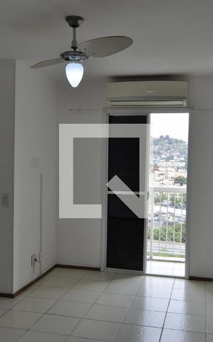 Apartamento à venda com 65m², 3 quartos e 1 vagaSala