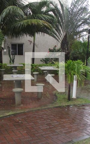 Apartamento à venda com 65m², 3 quartos e 1 vagaÁrea comum