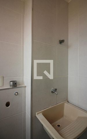 Apartamento à venda com 72m², 2 quartos e 1 vagaÁrea de Serviço
