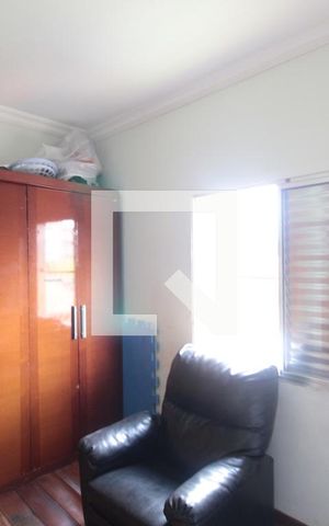 Casa à venda com 358m², 6 quartos e 2 vagasQuarto 1