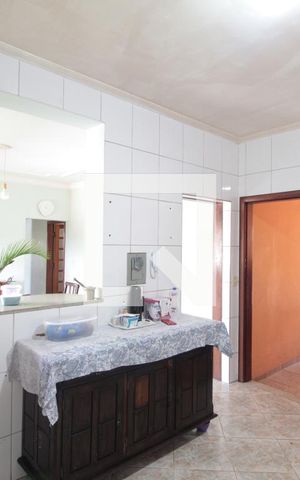 Casa à venda com 358m², 6 quartos e 2 vagasCozinha