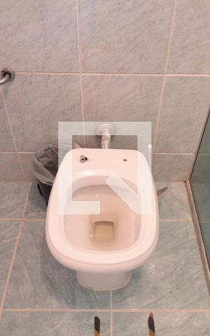 Casa à venda com 358m², 6 quartos e 2 vagasBanheiro da Suite