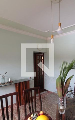 Casa à venda com 358m², 6 quartos e 2 vagasCopa