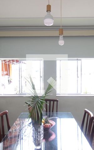 Casa à venda com 358m², 6 quartos e 2 vagasCopa