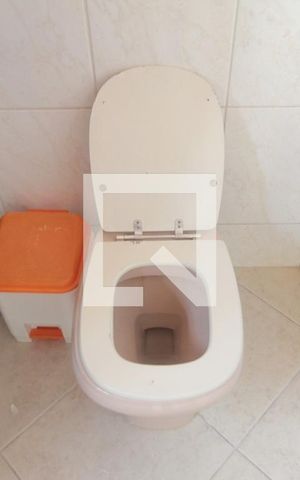 Casa à venda com 358m², 6 quartos e 2 vagasBanheiro Social