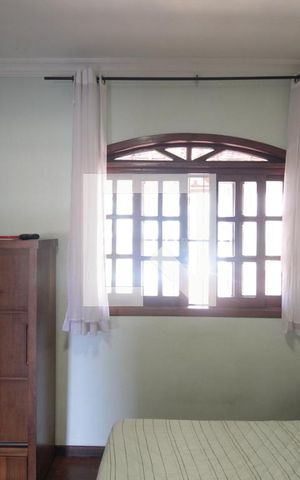 Casa à venda com 358m², 6 quartos e 2 vagasSuite