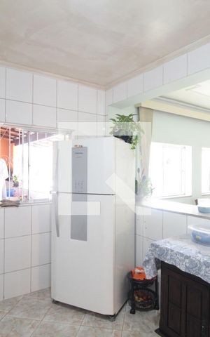 Casa à venda com 358m², 6 quartos e 2 vagasCozinha
