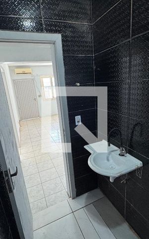 Casa para alugar com 94m², 2 quartos e 1 vaga Casa para alugar com 94m², 2 quartos e 1 vagaBanheiro