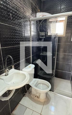 Casa para alugar com 94m², 2 quartos e 1 vaga Casa para alugar com 94m², 2 quartos e 1 vagaBanheiro