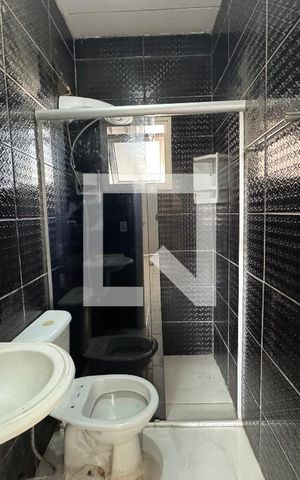 Casa para alugar com 94m², 2 quartos e 1 vaga Casa para alugar com 94m², 2 quartos e 1 vagaBanheiro
