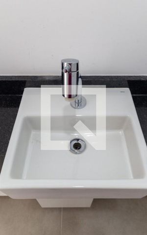 Apartamento para alugar com 116m², 3 quartos e 2 vagasDetalhe - Lavabo