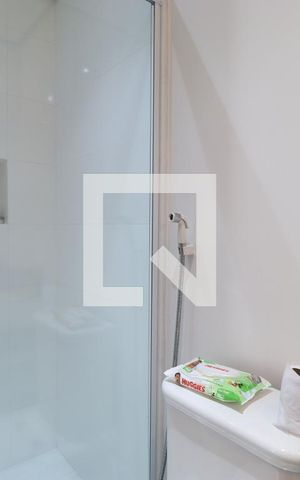 Apartamento à venda com 216m², 3 quartos e 4 vagasBanheiro da Suíte 1