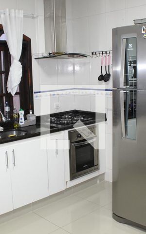 Casa para alugar com 100m², 2 quartos e 1 vagaCozinha