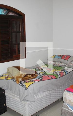 Casa para alugar com 100m², 2 quartos e 1 vagaQuarto 1