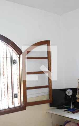 Casa para alugar com 223m², 3 quartos e 2 vagasQuarto 2