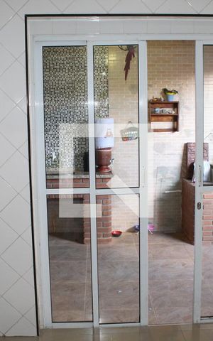 Casa para alugar com 223m², 3 quartos e 2 vagasLavanderia