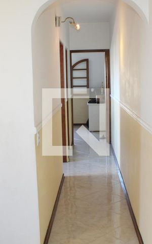 Casa para alugar com 223m², 3 quartos e 2 vagasCorredor